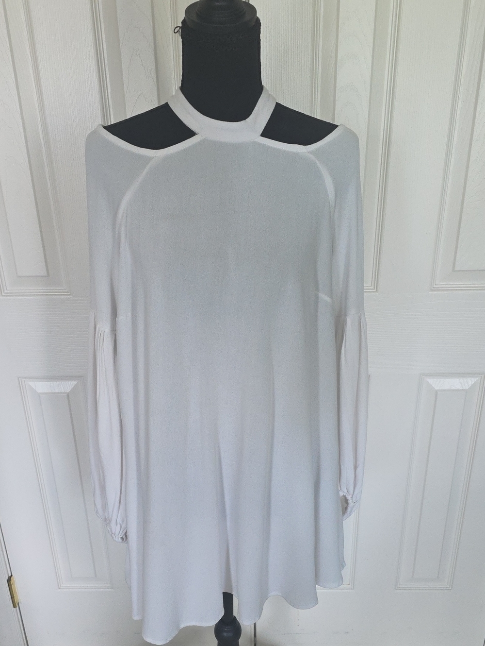 Free People White Cutout Shoulder Long Sleeve Tunic